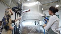 Prevenção de contaminação na Indústria Alimentícia