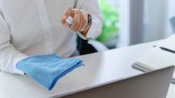 venha descobrir a diferença entre limpeza, desinfecção, higienização e sanitização! Nesse texto você vai encontrar tudo que precisa saber!